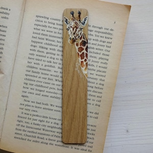 Hand-Painted Giraffe Bookmark: Miniature Wildlife Art on Oak - Gift for Animal Lovers
