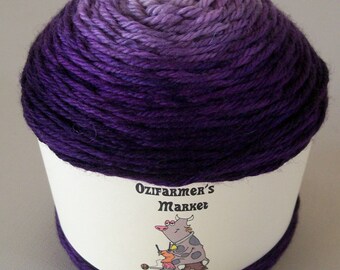 OZI DK - Gradient dyed 8ply/light worsted/DK aubergine superwash merino - Aubergine