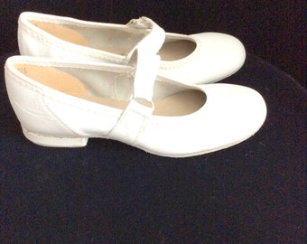 Girl Leather Dance Shoes 4 Size Wedding Flower Girl Vintage White Shoes Made In USA