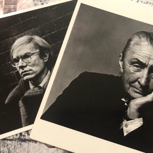 1983 Georgia O'Keeffe par Philippe Halsman et Andy Warhol 1979 Carte postale Photographie noir et blanc par Pepe Diniz