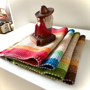 4 sets de table vintage rétro, bohème coloré du milieu du siècle, durable (8) Disponible sur le thème de la fiesta mexicaine, décoration des années 70