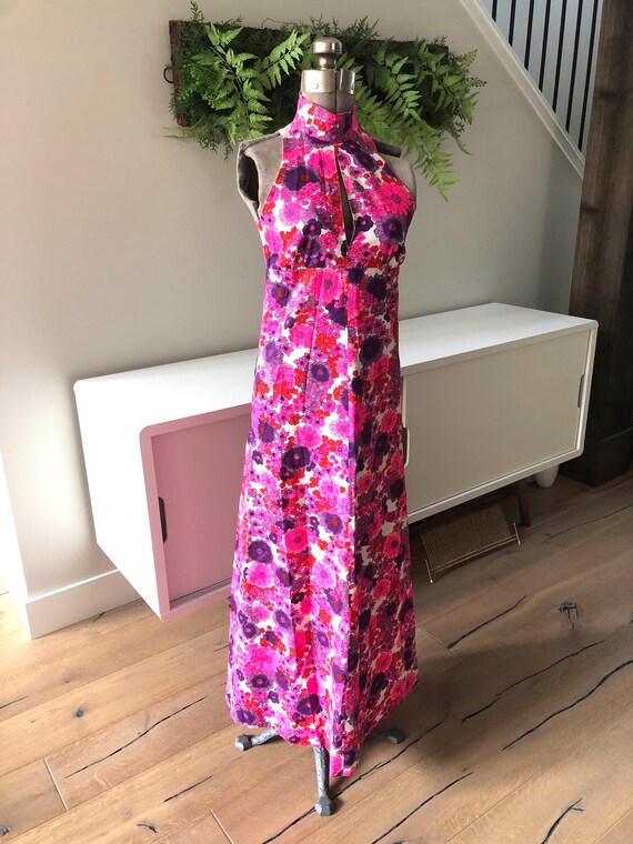 Retro 60's Dress Halter Design Summer Fun Xs Woman/teen Groovy/hippy/flower Power Party Dress - Etsy Retro 60's Dress Halter Design Summer Fun Xs Woman/teen Groovy/hippy/flower Power Party Dress - Etsy