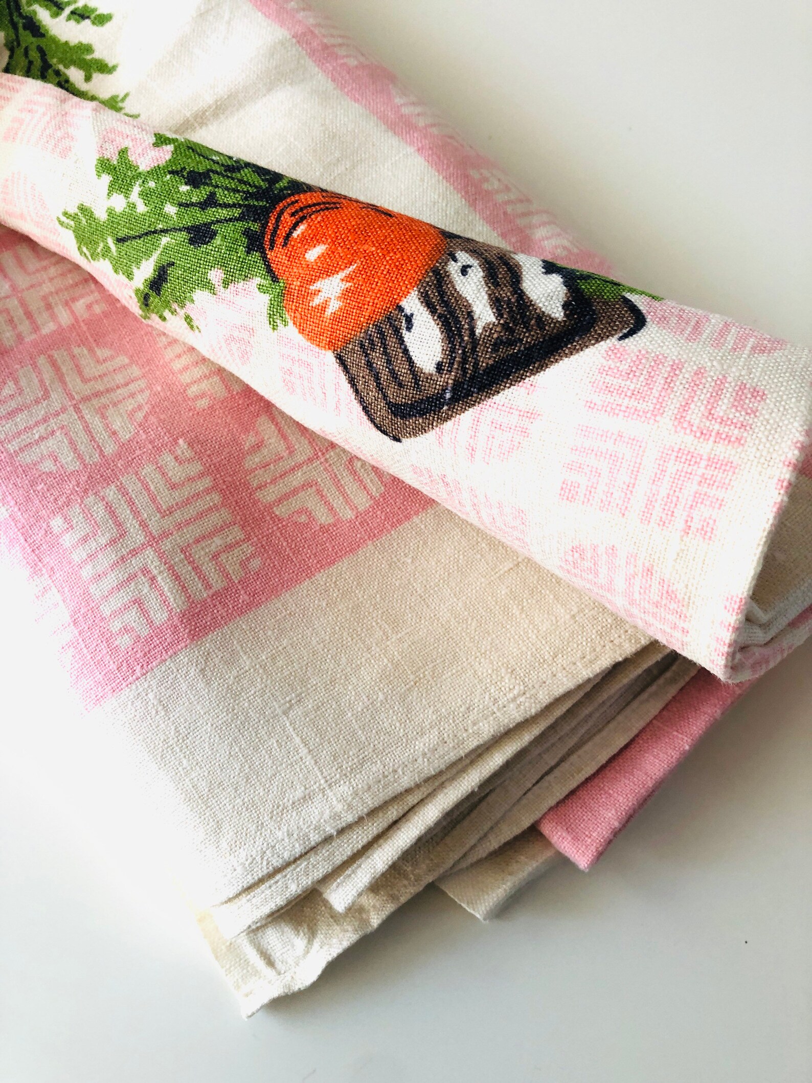 Vintage Linen Kitschy Fabric Retro Atomic Style Mod 60's Etsy