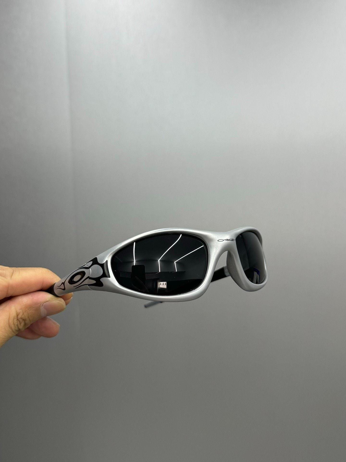 Retro oakley sunglasses - Etsy 日本