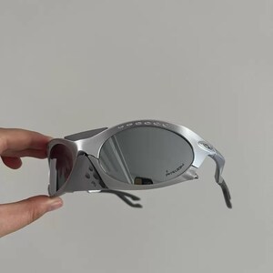 Y2k oakley - Etsy 日本