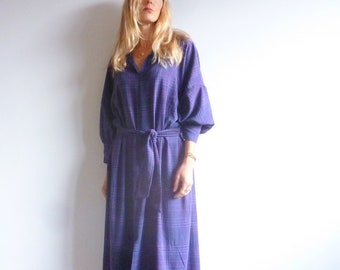 Long, loose and flowing dress in purple tartan BEATRIX