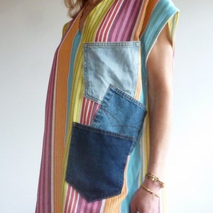 Mehrfarbiges Kleid mit Taschen aus recyceltem Denim ANITA Bild 5