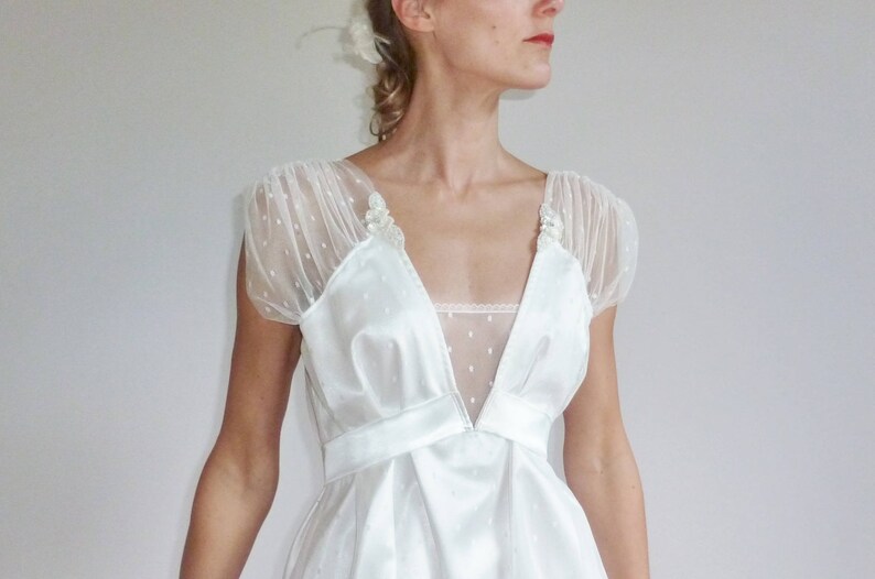 Robe de mariée en tulle plumetis et satin avec son jupon MELUSINE image 4