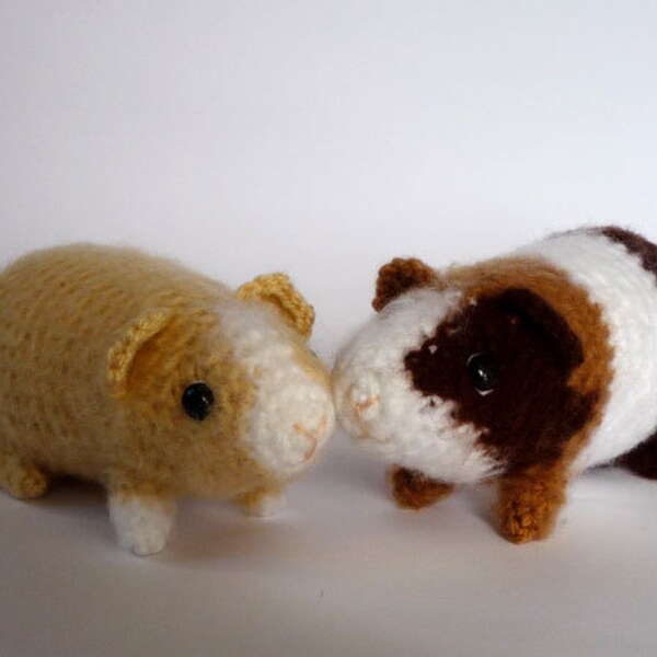 Guinea pig plushie: realistic crocheted toy