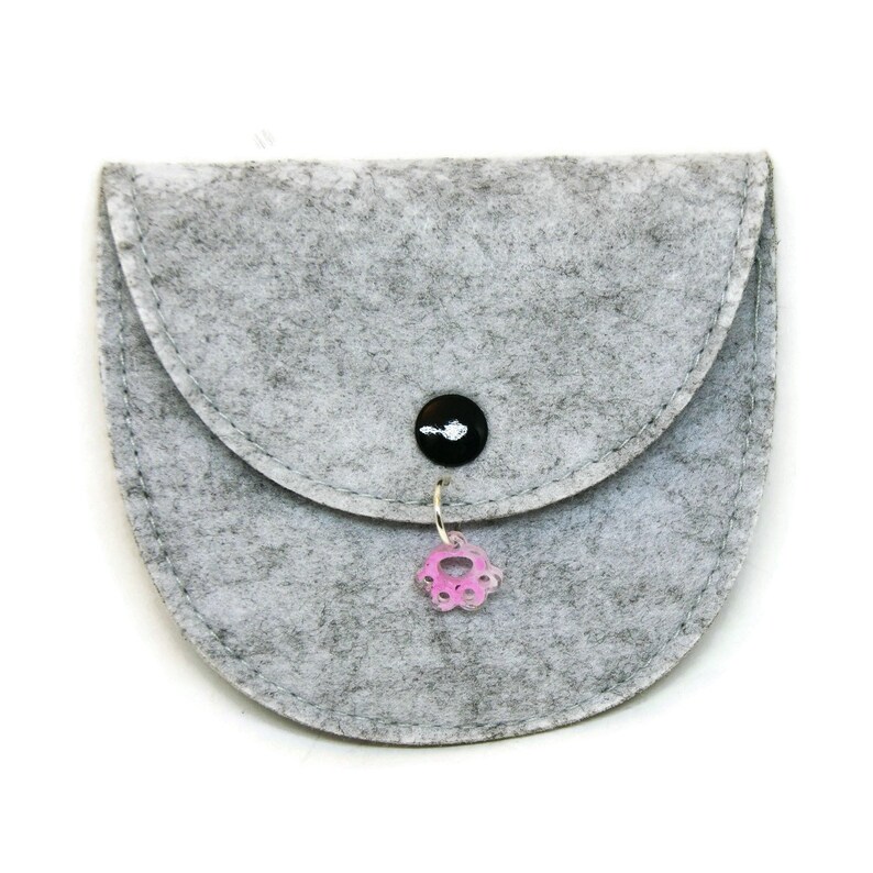 Purse with name Customizable wallet with cat/'s head Felt pouch with name and snap closure Cat lover gift