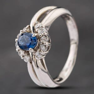 Preloved Vintage Platinum 0.58ct Sapphire & 0.20ct Brilliant Cut Diamond Round Cluster Ring 43361095