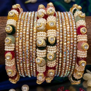 Indiskt brudpärl Kundan armbandsset med Kalire, etniska Chura-smycken för bröllop