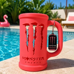 Taza Monster Energy de 500 ml con abridor de botellas