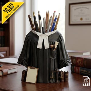 Portalápices para abogado (archivo STL) - Organizador de escritorio para abogado/juez - Modelo para impresión 3D - Regalo para graduados en derecho (archivo digital)
