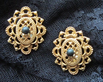 Vintage Filigree Oval Clip Earrings