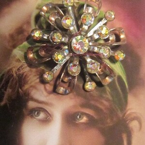 Vintage Aurora Borealis Flower Brooch