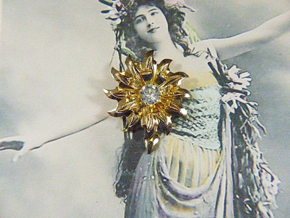 Vintage EISENBERG ICE Rhinestone and Gold Flower … - image 1