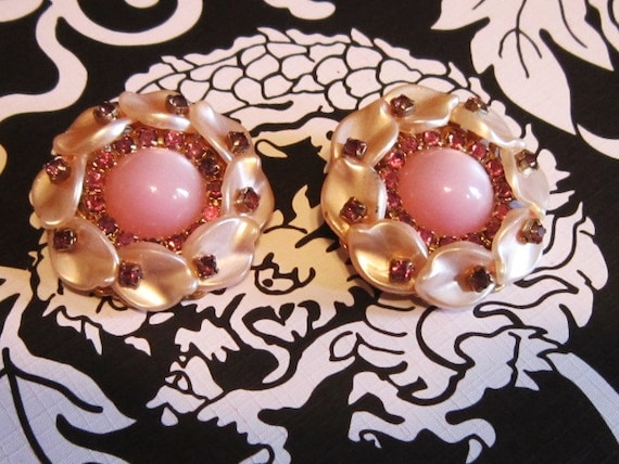 Vintage Pink Shell and Rhinestone Clip Earrings - image 1