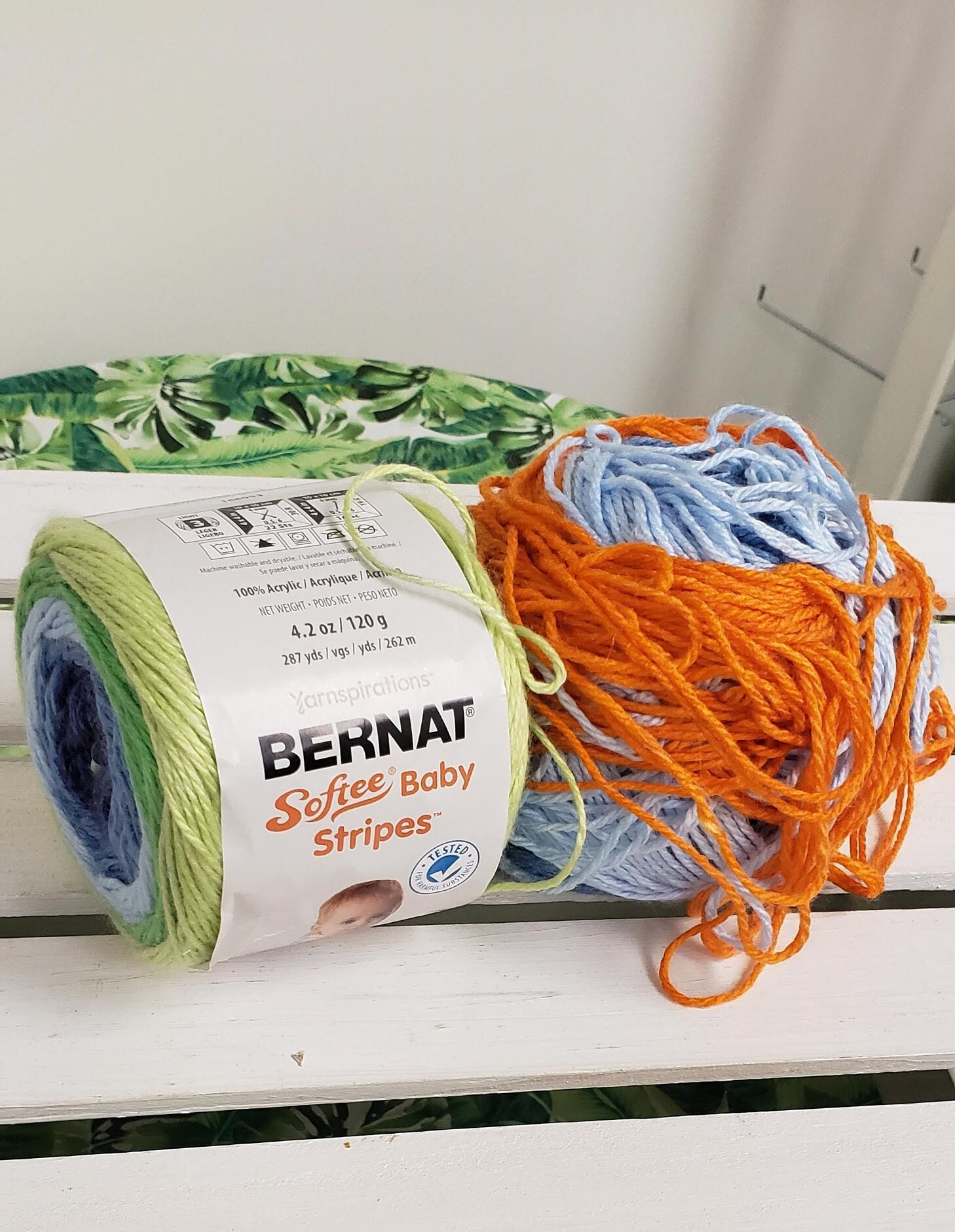 Bernat Bundle up Yarn, Color Lavender, 478 Yards, Big Bundle