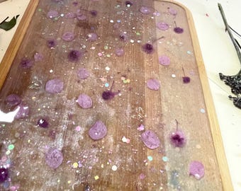 Vassoio in Bambù e Resina con Fiori Pressati e Glitter – Fatto a Mano