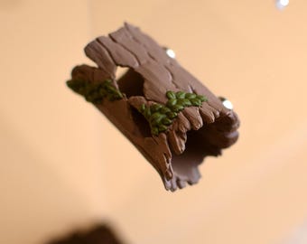 Magnetisches Hohlscheit Versteck für springende Spinnen