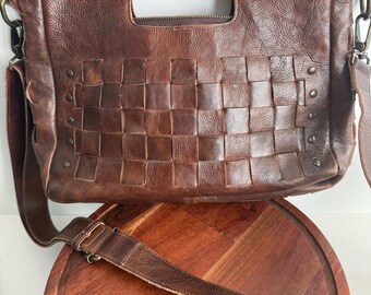 Bolso de mano Bed Stu Orchid de piel tejida con tachuelas, bandolera marrón