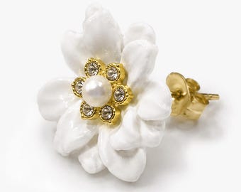 Pendientes delicados de flores, pendientes florales para el día a día, pendientes ligeros de arcilla polimérica, pendientes botánicos minimalistas, pendientes de novia