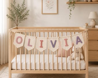 Gepersonaliseerde babynaambanner, briefslinger aangepast garen, handgemaakte wimpel babykamer, cadeau wiegdecor