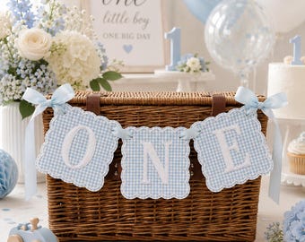 Personalisierte Baby Name Banner, gestickte Kinderzimmer Stoff Girlande, benutzerdefinierte Erbstück Wanddekoration, Babypartygeschenk