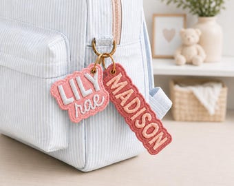 Personalisierter bestickter Namensschlüsselbund, personalisierter Rucksackanhänger, niedlicher Pastellbeutelanhänger, Geschenk zum Schulanfang, Kinderschulzubehör, Geburtstagsgeschenk