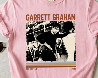Capitaine de hockey PNG, conception de chemise de joueur de hockey sur glace vintage, sublimation de sport rétro Romance, fichier PNG livresque athlétique, Graham Wells