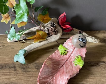 Whimsical woodland leaves