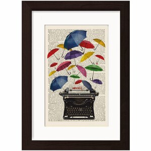 Regenschirme mit Schreibmaschine Druck auf Vintage Französisch Englisch WörterbuchSeite
