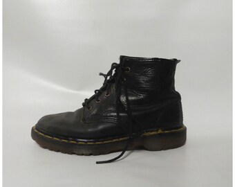 dr martens size 7 womens