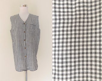 90s check print boxy fit blouse, size medium M, black white plaid print button up top, oversize long vest shirt, vintage 1990s preppy women