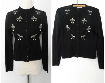 50s beaded cardigan sweater / vintage pin-up rockabilly ladies blouse / size S small / black silver beads / 1950s women's dresses shirts