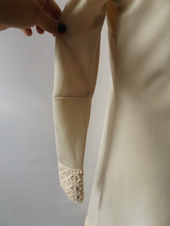 vintage 60s off white mod mini dress, size small … - image 10