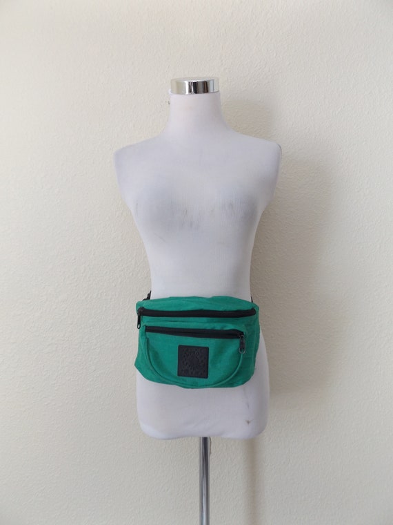 90s green nylon fanny pack, vintage unisex small … - image 10