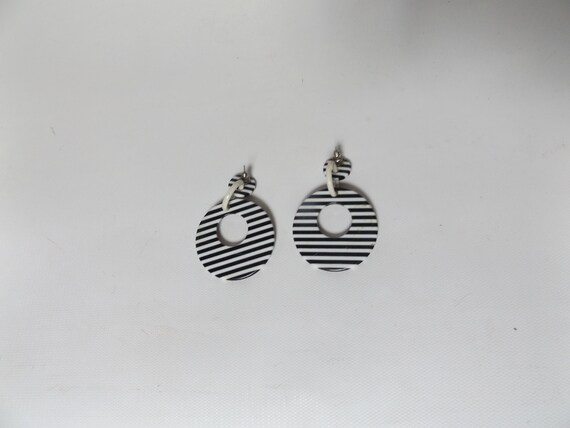 vintage 80s black white stripe earrings - oversiz… - image 7