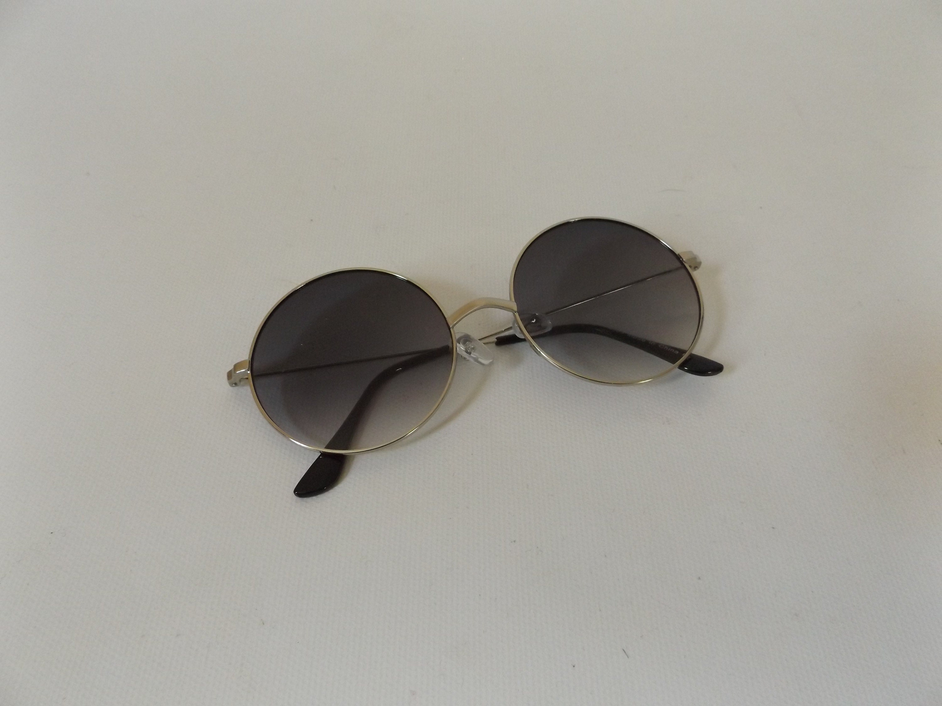 Free: AESTHETIC GRUNGE, black framed hippie sunglasses with green