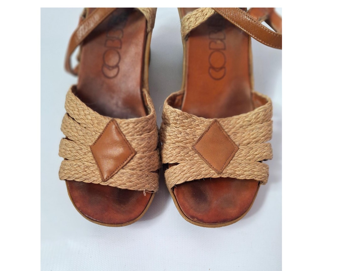 Ameri VINTAGE】CROOKED HOLE SANDAL CROOKED HOLE SANDAL