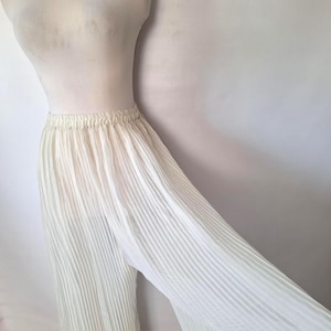 Vintage 80s Sheer Wide Leg Accordian Pleat Pants - Women&#39;s Size Large L - High Waist Off White Pleated Sexy Trousers - 1990s Minimal Fashion
