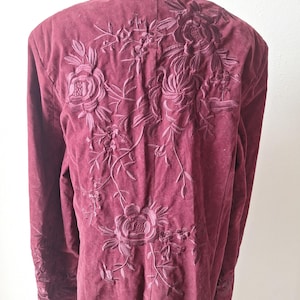 vintage 90s embroidered floral duster jacket, women&#39;s size 18 medium large, raspberry pink long mid calf length y2k coat, 1990s trench coat