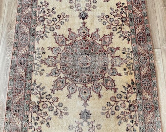 Tappeto vintage 4x7, tappeto turco, tappeto anatolico avorio, piccolo tappeto in lana fatto a mano, tappeto da ufficio, tappeto Oushak