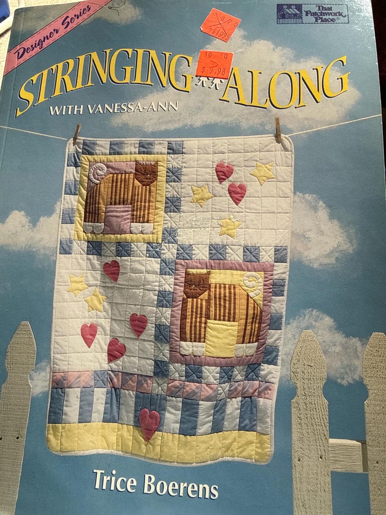 Het quiltpatroonboek Stringing Along van Trice Boerens, 1995. afbeelding 1