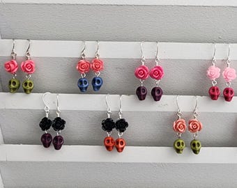 Small Skull and Flower Earrings, Day of the Dead, Dia de los Muertos, Sugar Skull Halloween Jewelry, Gothic Floral