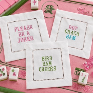 Serviettes de table brodées | Serviettes en lin à monogramme | Accessoires de bar à cocktails personnalisés | Serviettes cocktail Mahjong