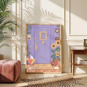 Könnte beinhalten: Ein rechteckiger Wandkunstdruck mit einer violetten Tür, einem gelben Türspionrahmen, einer Fußmatte mit dem Text "WELCOME FRIENDS", Sonnenblumen, einem Football, einem Regenschirm mit zwei weißen Vögeln und einer Sonnenillustration.