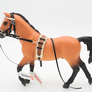 Conjunto de estocadas feito à mão com Cavesson (cavalo NÃO incluído) para cavalos Schleich e modelos de tamanho semelhante