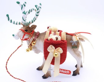 Handmade Christmas Tack for Schleich/Safari ltd/CollectA/Papo/Mojo Model Reindeer, with Plush Teddy Bears (Without Reindeer)